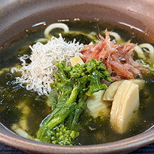 桜海老と釜揚げしらすの青さ出汁うどん